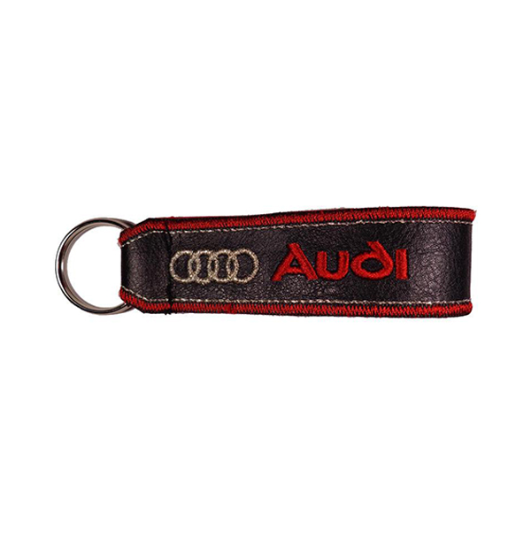 ermatino-kentito-mprelok-me-to-logotypo-tis-audi/